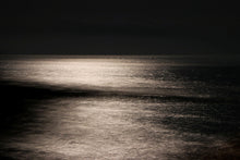 Charger l&#39;image dans la galerie, HONNORAT Coralie - Marée noire (Photographie) - ART ET MISS