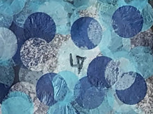 Charger l&#39;image dans la galerie, LALLEMENT Martine - Amoureusement (tableau, collages acrylique et confetis/papier de soie) - ART ET MISS
