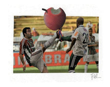 Charger l'image dans la galerie, LE VAN Florence : Foot à la pomme (Collage sur papier) - ART ET MISS