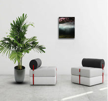 Charger l'image dans la galerie, LAVENAIR Christopher - Crépuscule aquatique, Photographie mise en situation