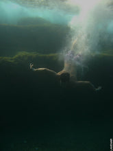 Charger l'image dans la galerie, LAVENAIR Christopher - Le plongeon, Photographie