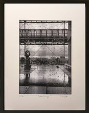 Charger l&#39;image dans la galerie, MARICK- Beaubourg (Photographie) - ART ET MISS