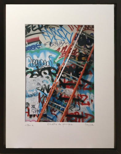 MARICK- Echelle de pompiers (Photographie) - ART ET MISS