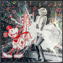 Charger l&#39;image dans la galerie, MaxL - Mickey &amp; Marilyn (tableau, collage coca + résine) - ART ET MISS